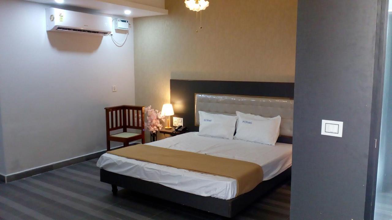 Hotel Meyyappaa Karaikkudi Luaran gambar
